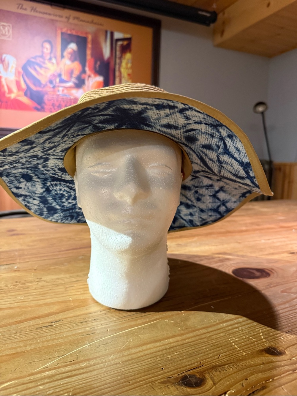 David and Young women’s packable straw hat